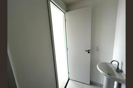Apartamento para alugar com 32m², 2 quartos e sem vagaBanheiro