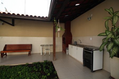 Casa à venda com 162m², 4 quartos e 2 vagasÁrea comum