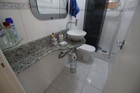 Casa à venda com 162m², 4 quartos e 2 vagasBanheiro Social