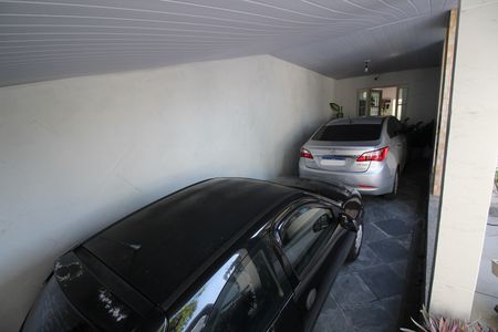Casa à venda com 162m², 4 quartos e 2 vagasGaragem