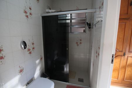 Casa à venda com 162m², 4 quartos e 2 vagasBanheiro da Suíte 2