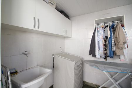 Casa à venda com 162m², 4 quartos e 2 vagasÁrea de Serviço