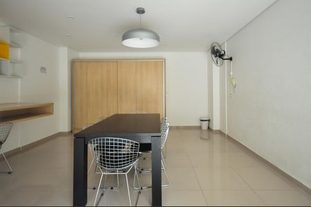 Apartamento para alugar com 40m², 1 quarto e 1 vaga Apartamento para alugar com 40m², 1 quarto e 1 vagaHome Office