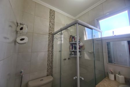 Casa à venda com 119m², 3 quartos e 2 vagasBanheiro