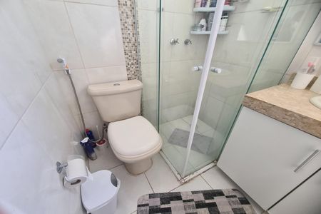 Casa à venda com 119m², 3 quartos e 2 vagasBanheiro