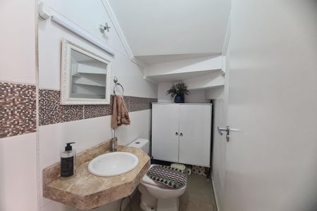 Casa à venda com 119m², 3 quartos e 2 vagasBanheiro