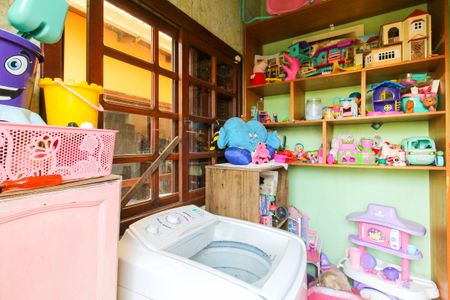 Casa à venda com 224m², 3 quartos e 1 vaga Casa à venda com 224m², 3 quartos e 1 vagaÁrea de Serviço