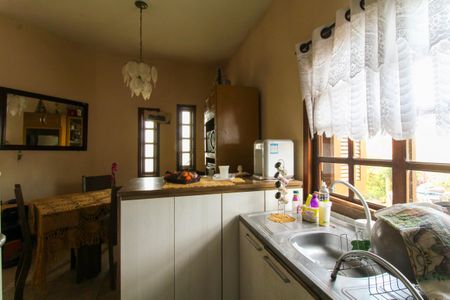 Casa à venda com 224m², 3 quartos e 1 vaga Casa à venda com 224m², 3 quartos e 1 vagaCozinha