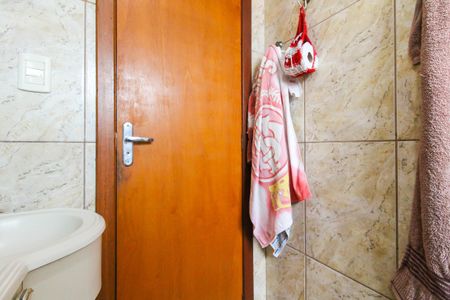 Casa à venda com 224m², 3 quartos e 1 vaga Casa à venda com 224m², 3 quartos e 1 vagaBanheiro 2