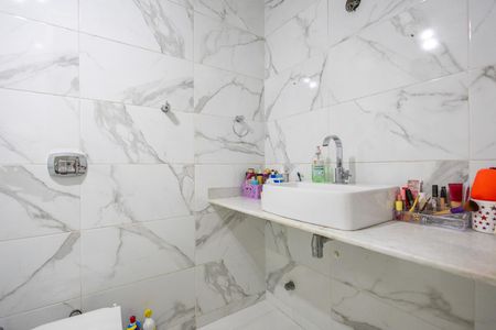 Apartamento à venda com 116m², 2 quartos e 1 vagaBanheiro Social