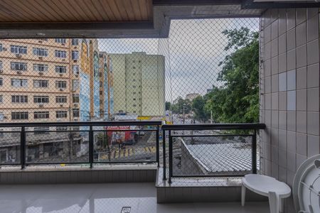 Apartamento à venda com 116m², 2 quartos e 1 vagaSala Varanda