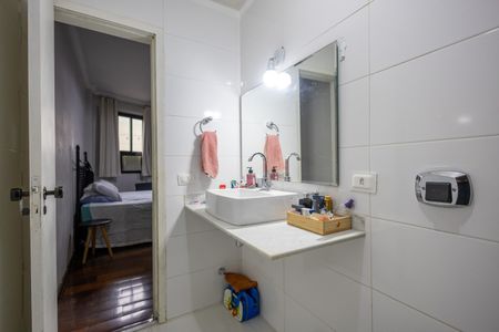 Apartamento à venda com 116m², 2 quartos e 1 vagaBanheiro Suíte