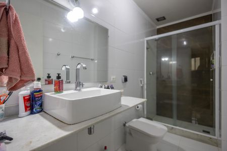 Apartamento à venda com 116m², 2 quartos e 1 vagaBanheiro Suíte