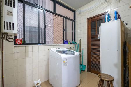 Apartamento à venda com 116m², 2 quartos e 1 vagaÁrea de Serviço