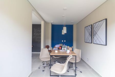 Apartamento à venda com 33m², 2 quartos e sem vagaÁrea comum