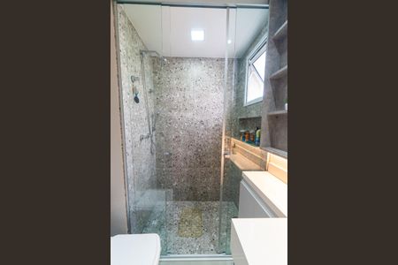 Apartamento à venda com 127m², 3 quartos e 2 vagasBanheiro da Suíte 1 Detalhe