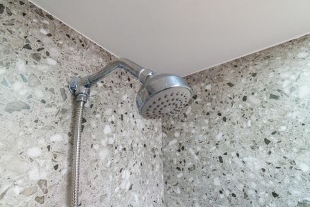 Apartamento à venda com 127m², 3 quartos e 2 vagasBanheiro da Suíte 1 Detalhe