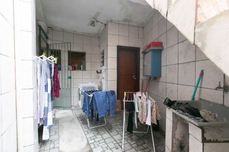 Casa à venda com 124m², 4 quartos e 3 vagasÁrea de Serviço 1