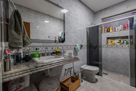 Casa à venda com 489m², 5 quartos e 2 vagasBanheiro
