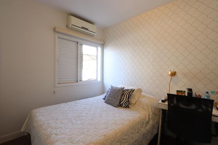 Casa à venda com 100m², 3 quartos e 2 vagasQuarto 1