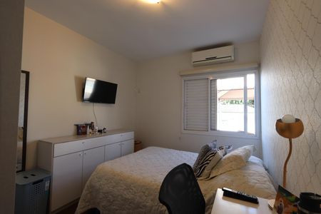 Casa à venda com 100m², 3 quartos e 2 vagasQuarto 1