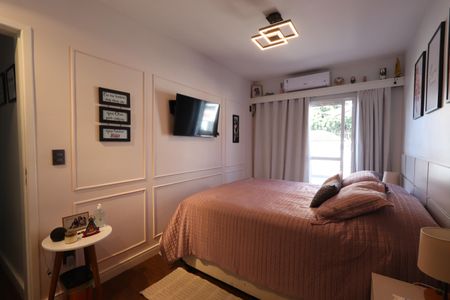 Casa à venda com 100m², 3 quartos e 2 vagasSuíte