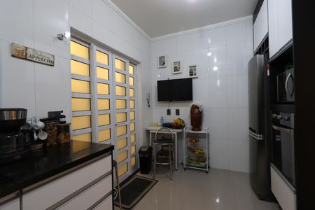 Casa à venda com 100m², 3 quartos e 2 vagasCozinha