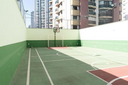 Apartamento para alugar com 172m², 4 quartos e 4 vagas Apartamento para alugar com 172m², 4 quartos e 4 vagasÁrea comum