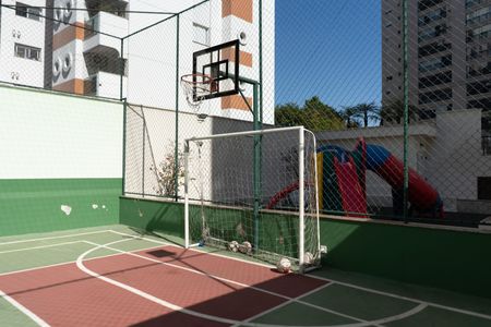 Apartamento para alugar com 172m², 4 quartos e 4 vagas Apartamento para alugar com 172m², 4 quartos e 4 vagasÁrea comum