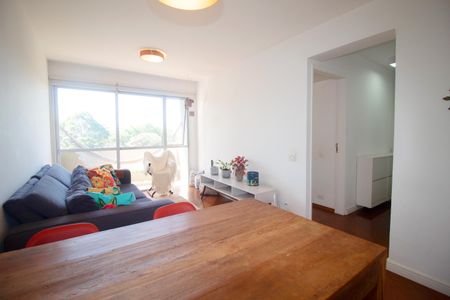 Apartamento à venda com 75m², 2 quartos e 1 vaga Apartamento à venda com 75m², 2 quartos e 1 vagaSala