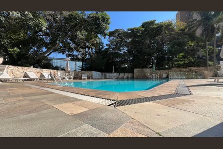 Apartamento para alugar com 40m², 1 quarto e 1 vaga Apartamento para alugar com 40m², 1 quarto e 1 vagaPiscina