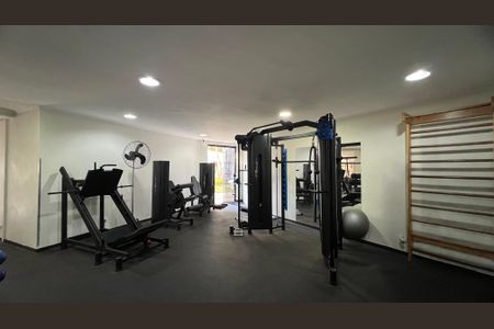 Apartamento para alugar com 40m², 1 quarto e 1 vaga Apartamento para alugar com 40m², 1 quarto e 1 vagaAcademia