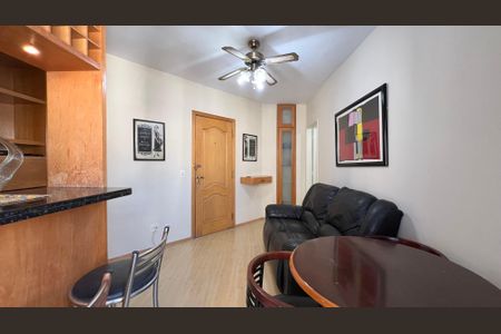 Apartamento para alugar com 40m², 1 quarto e 1 vaga Apartamento para alugar com 40m², 1 quarto e 1 vagaSala