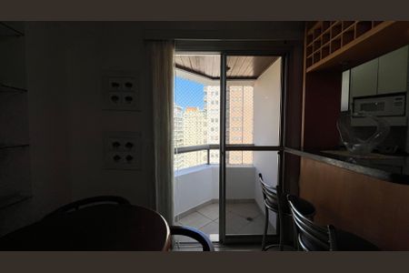 Apartamento para alugar com 40m², 1 quarto e 1 vaga Apartamento para alugar com 40m², 1 quarto e 1 vagaSacada