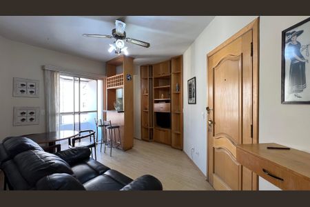 Apartamento para alugar com 40m², 1 quarto e 1 vaga Apartamento para alugar com 40m², 1 quarto e 1 vagaSala