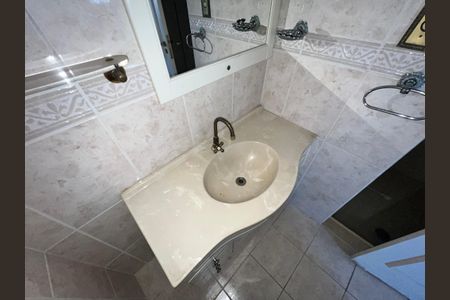 Apartamento à venda com 75m², 3 quartos e 1 vagaBanheiro Social