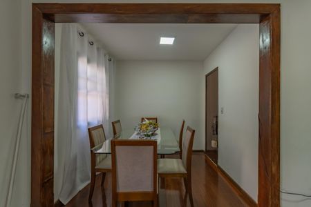 Apartamento para alugar com 54m², 2 quartos e 2 vagas Apartamento para alugar com 54m², 2 quartos e 2 vagasSala de Jantar