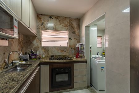 Apartamento para alugar com 54m², 2 quartos e 2 vagas Apartamento para alugar com 54m², 2 quartos e 2 vagasCozinha