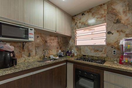Apartamento para alugar com 54m², 2 quartos e 2 vagas Apartamento para alugar com 54m², 2 quartos e 2 vagasCozinha