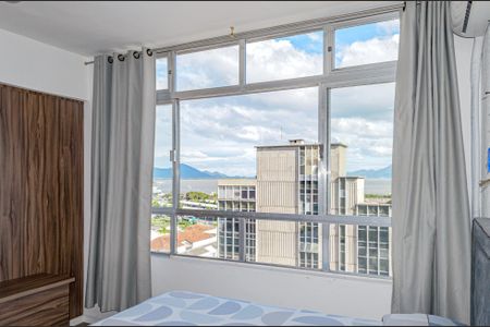 Quarto de apartamento para alugar com 1 quarto, 56m² em Centro, Florianópolis