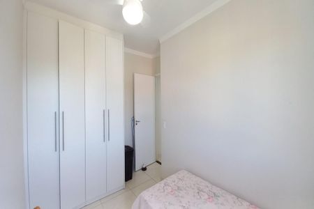 Apartamento à venda com 59m², 3 quartos e 1 vagaQuarto 2