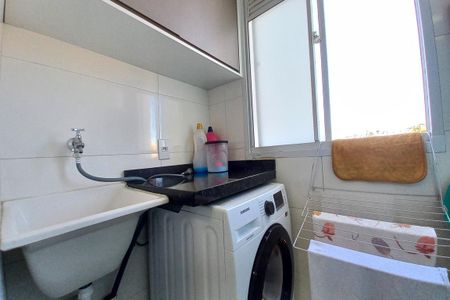 Apartamento à venda com 59m², 3 quartos e 1 vagaÁrea de Serviço