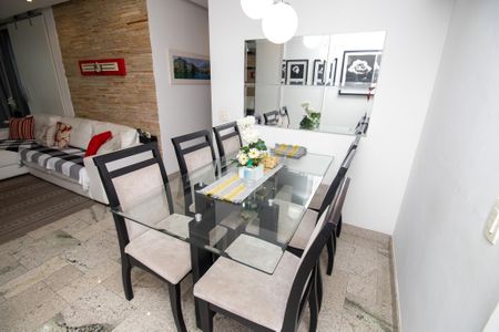 Apartamento para alugar com 80m², 3 quartos e 2 vagas Apartamento para alugar com 80m², 3 quartos e 2 vagasSala