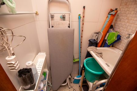 Apartamento para alugar com 80m², 3 quartos e 2 vagas Apartamento para alugar com 80m², 3 quartos e 2 vagasBanheiro de serviço