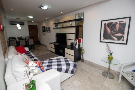 Apartamento para alugar com 80m², 3 quartos e 2 vagas Apartamento para alugar com 80m², 3 quartos e 2 vagasSala