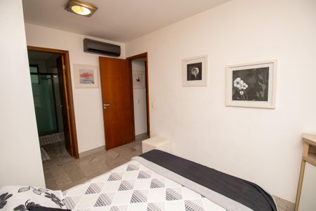 Apartamento para alugar com 80m², 3 quartos e 2 vagas Apartamento para alugar com 80m², 3 quartos e 2 vagasSuíte