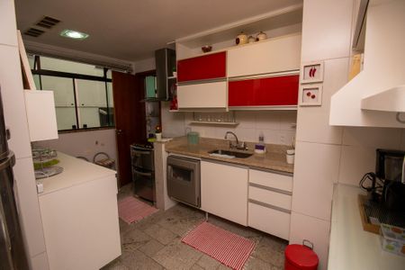 Apartamento para alugar com 80m², 3 quartos e 2 vagas Apartamento para alugar com 80m², 3 quartos e 2 vagasCozinha
