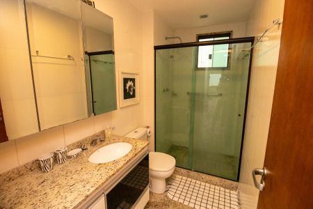 Apartamento para alugar com 80m², 3 quartos e 2 vagas Apartamento para alugar com 80m², 3 quartos e 2 vagasBanheiro Suíte
