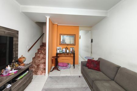 Sala de Estar de casa de condomínio à venda com 2 quartos, 63m² em Jd Maria Eugenia, Campinas