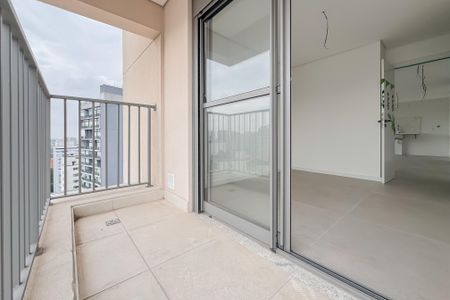 Apartamento para alugar com 75m², 2 quartos e 1 vagaVaranda da Suíte 2
